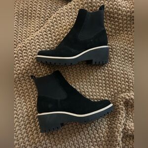 Dolce Vita Black Suede Ankle Boots 8.5